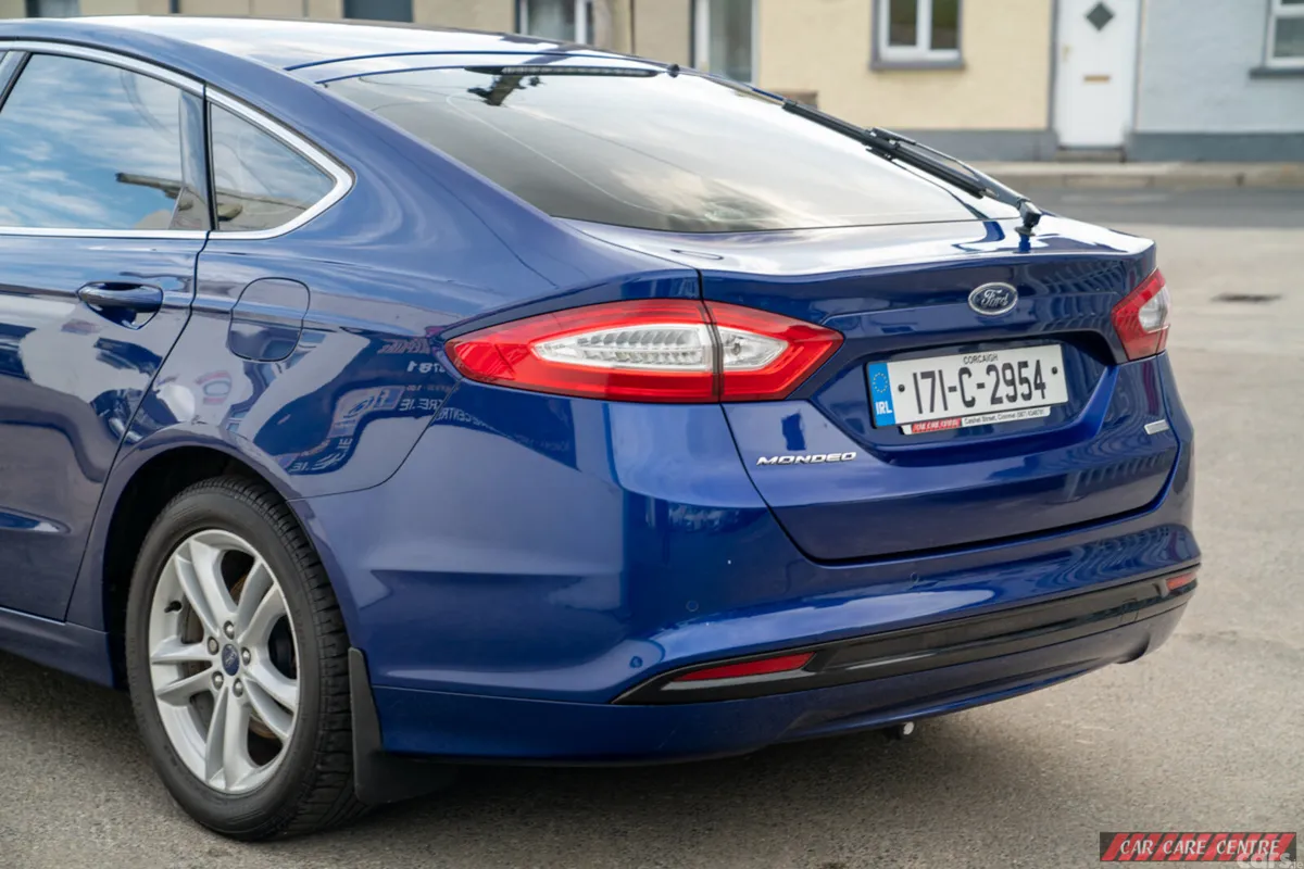 Ford Mondeo Hatchback, Diesel, 2017, Blue