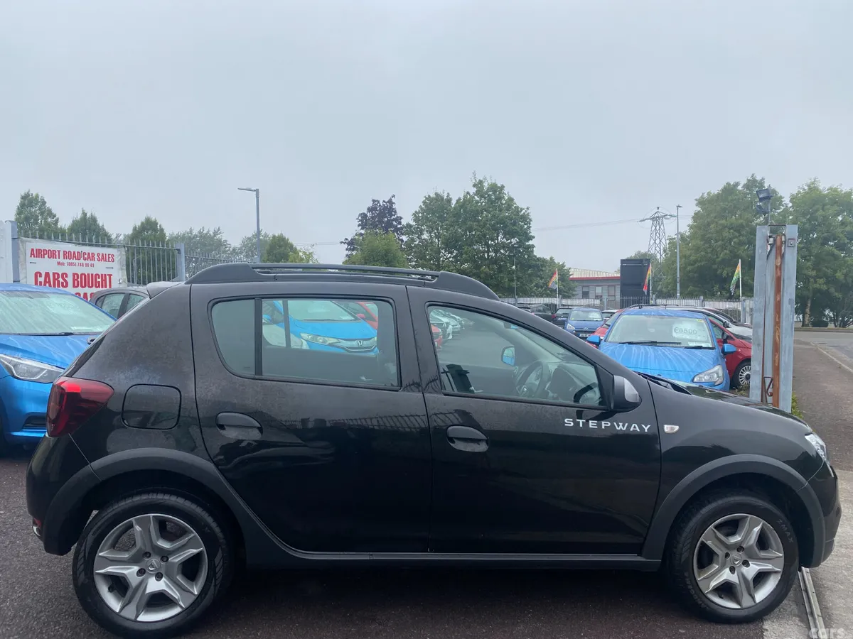 Dacia Sandero Stepway Hatchback, Diesel, 2019, Black