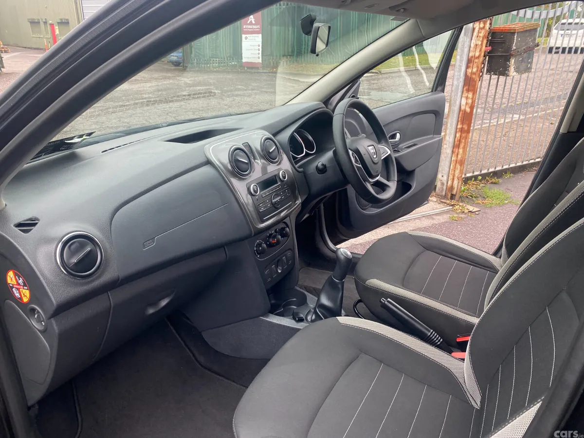 Dacia Sandero Stepway Hatchback, Diesel, 2019, Black