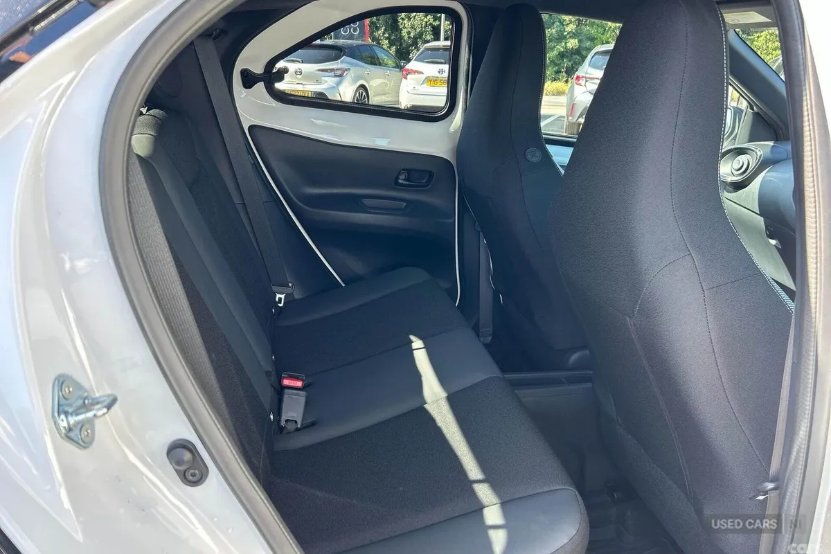 Toyota Aygo X Hatchback, Petrol Hybrid, 2026, White