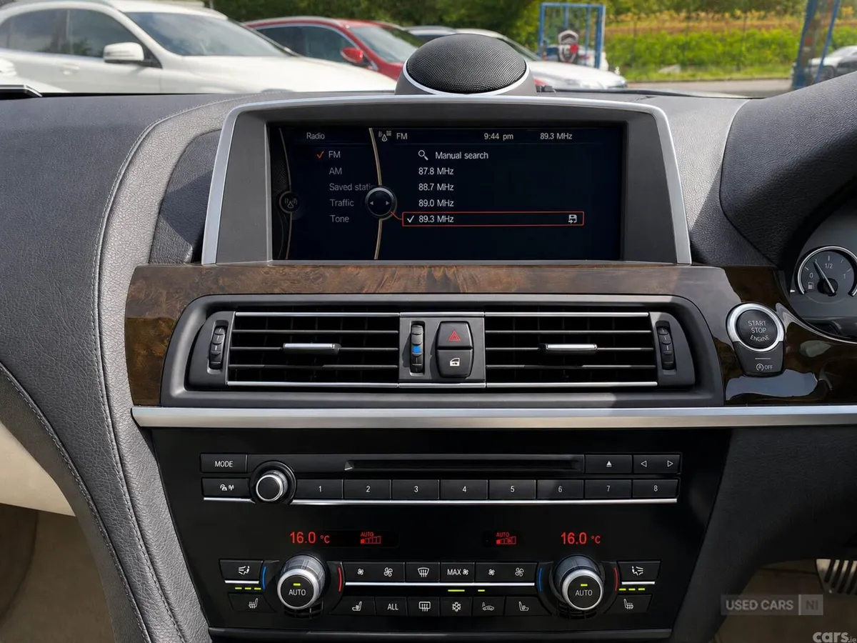 BMW 6-Series , Petrol, 2013, Black