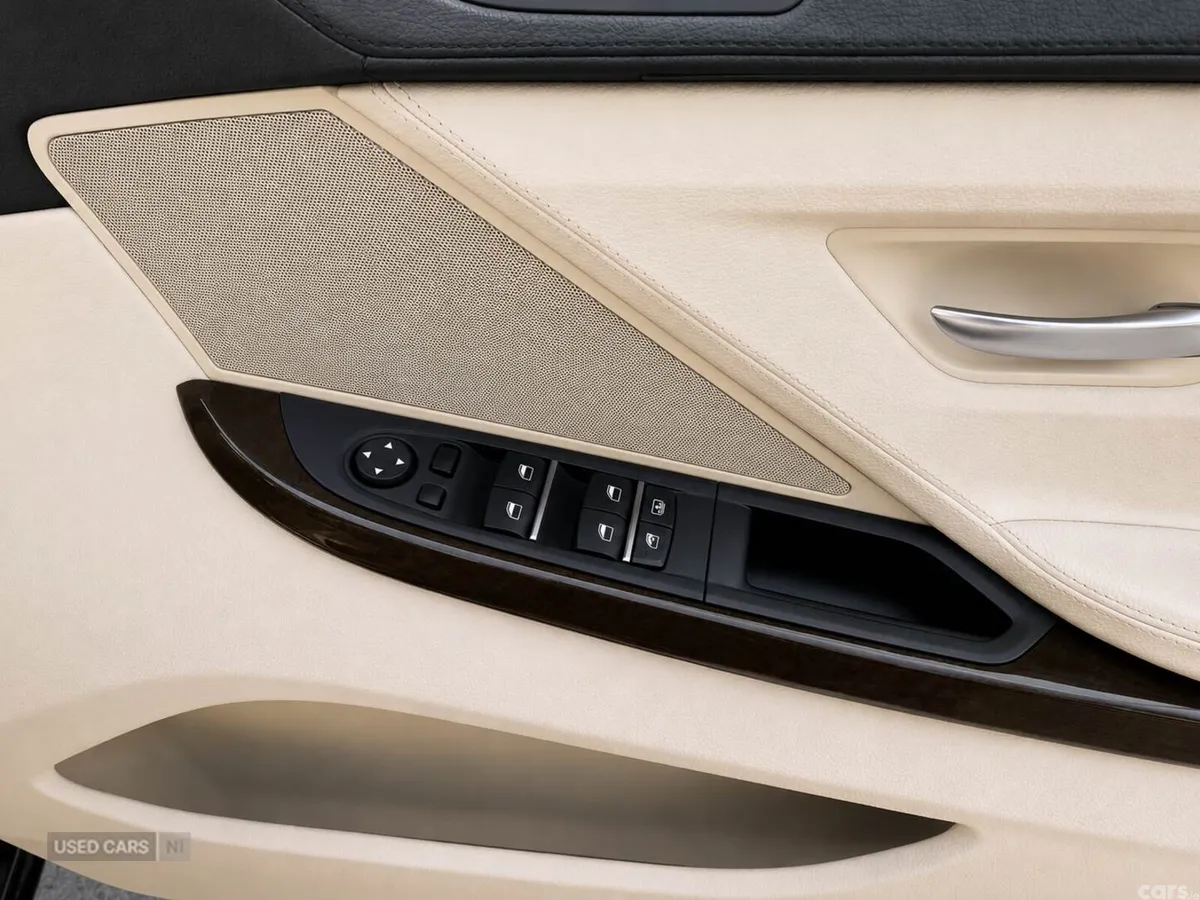 BMW 6-Series , Petrol, 2013, Black