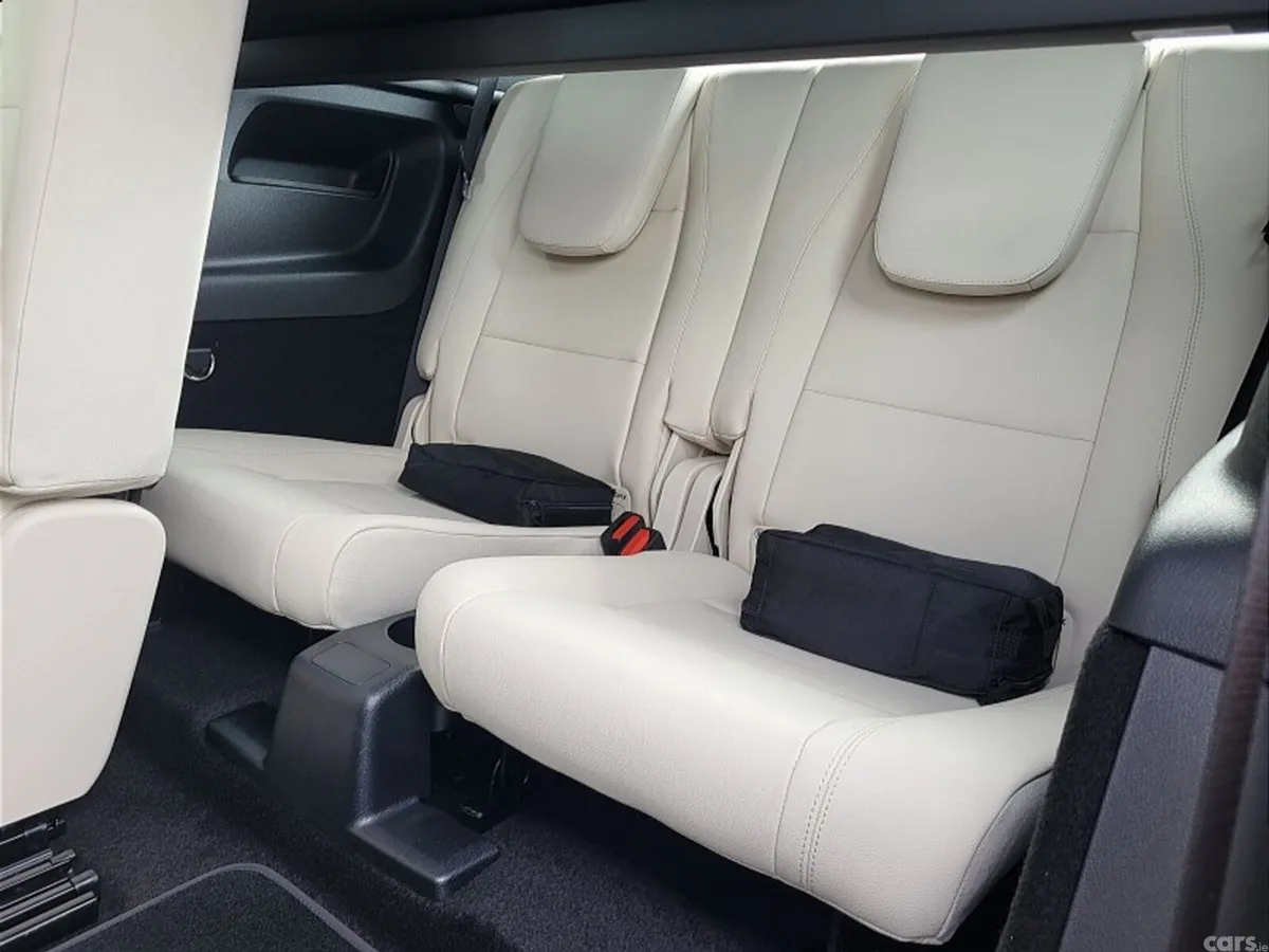 Mercedes-Benz GLB SUV, Petrol Hybrid, 2027, Black