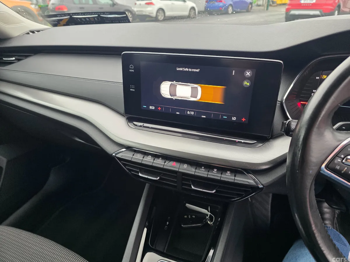 Skoda Octavia Hatchback, Petrol Plug-in Hybrid, 2021, Grey