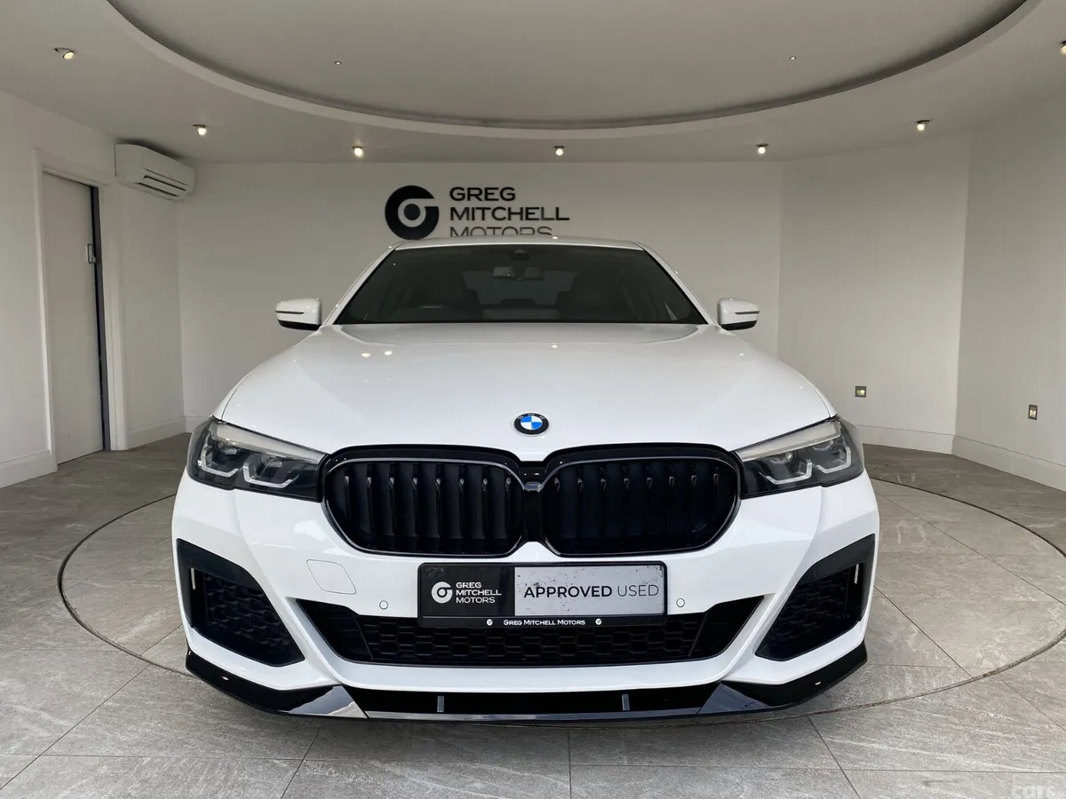 BMW 5-Series Saloon, Diesel Hybrid, 2022, White
