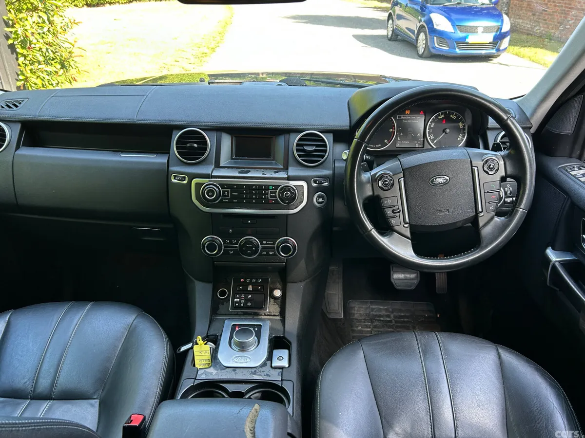 Land Rover Discovery SUV, Diesel, 2016, Black