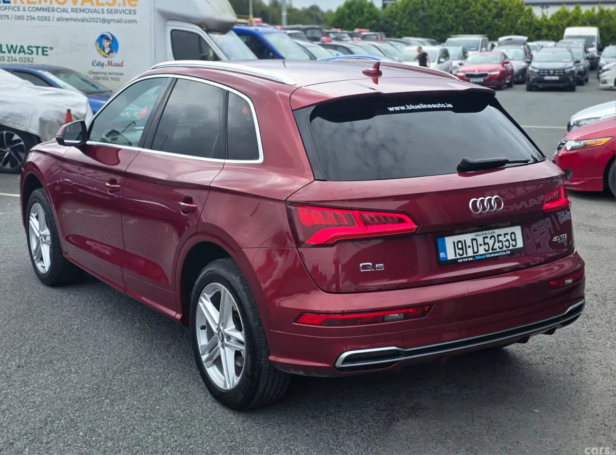 Audi Q5 SUV, Diesel, 2019, Red