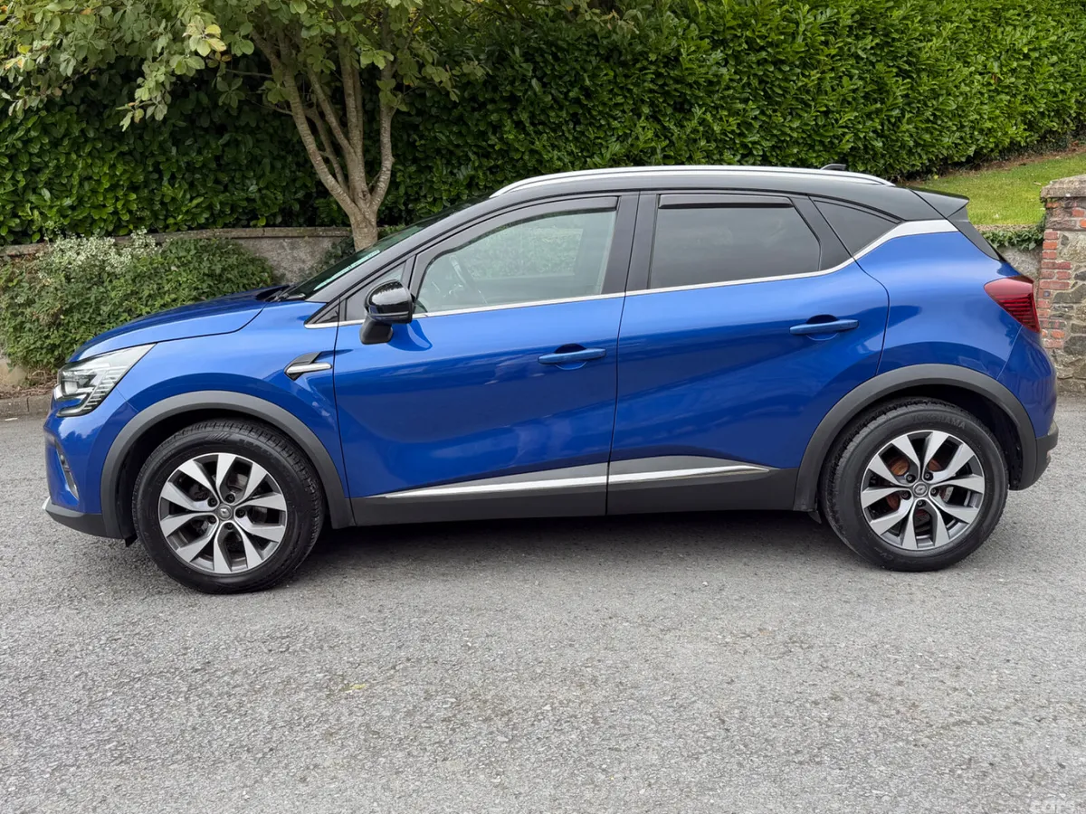 Renault Captur Hatchback, Petrol, 2021, Blue