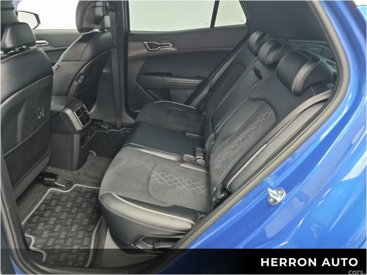 Kia Sportage SUV, Petrol Hybrid, 2025, Blue