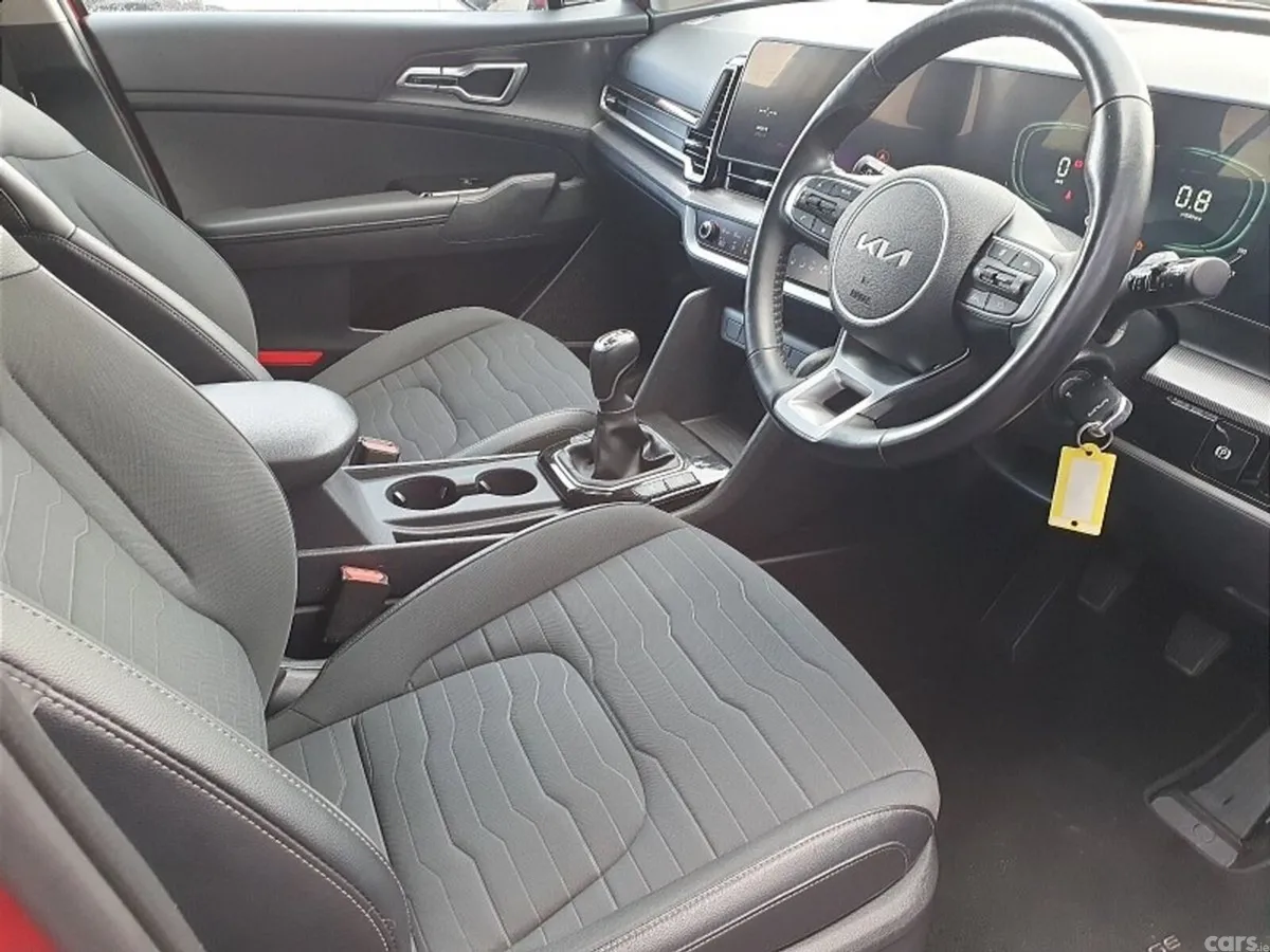 Kia Sportage SUV, Diesel Hybrid, 2024, Red