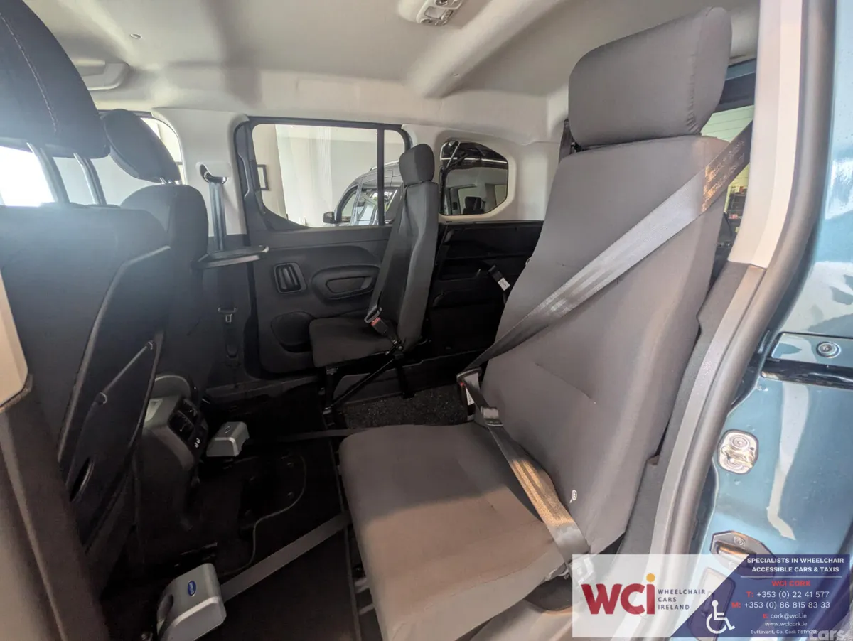 Peugeot Rifter MPV, Diesel, 2026, Blue