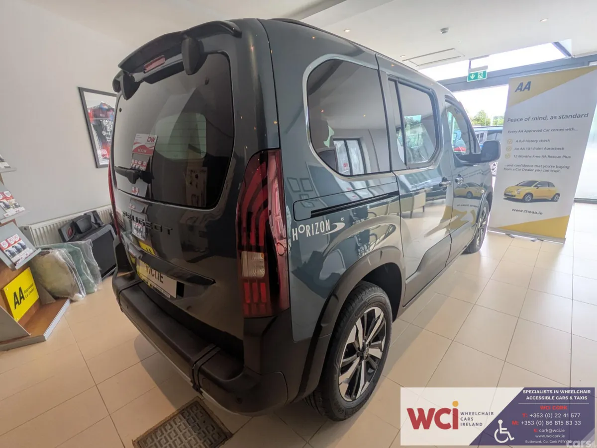 Peugeot Rifter MPV, Diesel, 2026, Blue