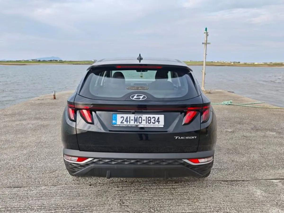 Hyundai Tucson MPV, Diesel, 2024, Black