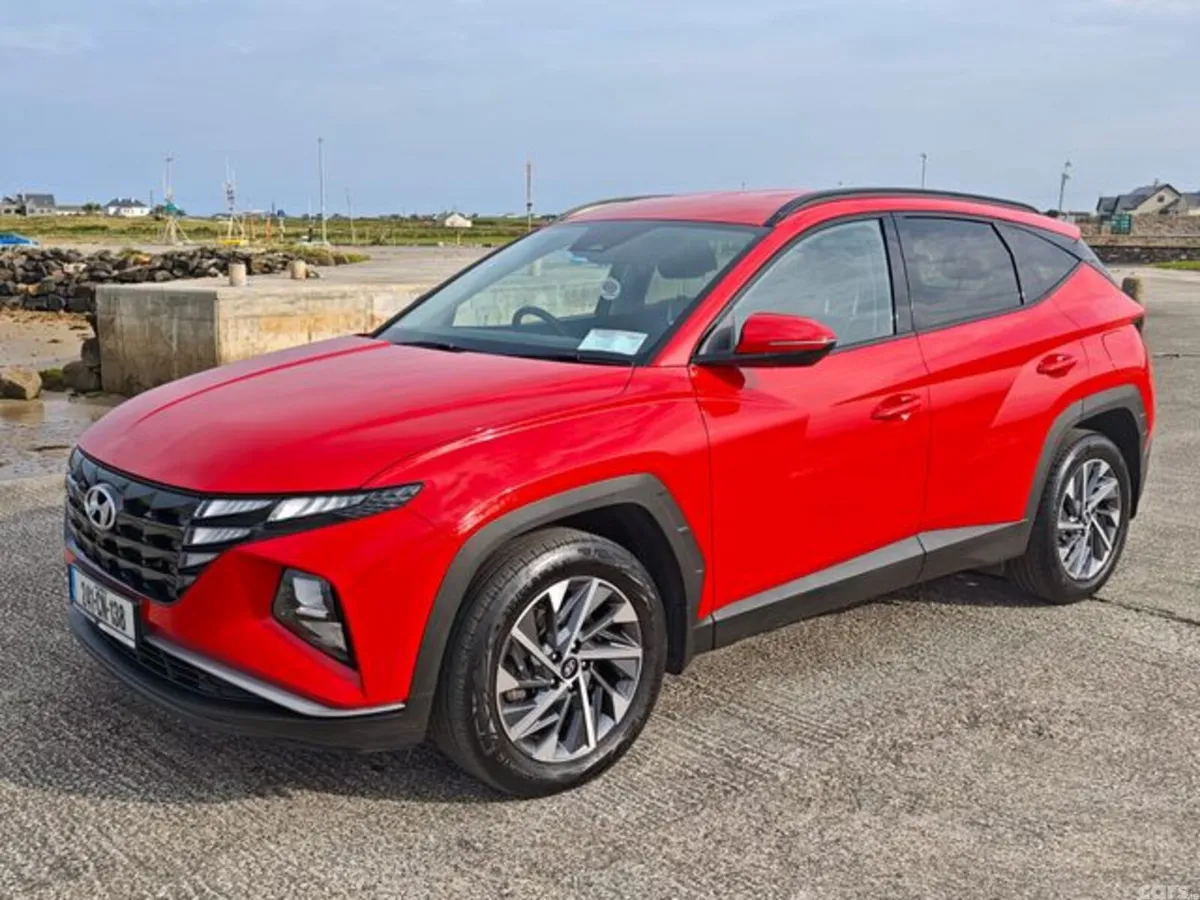 Hyundai Tucson MPV, Diesel, 2024, Red