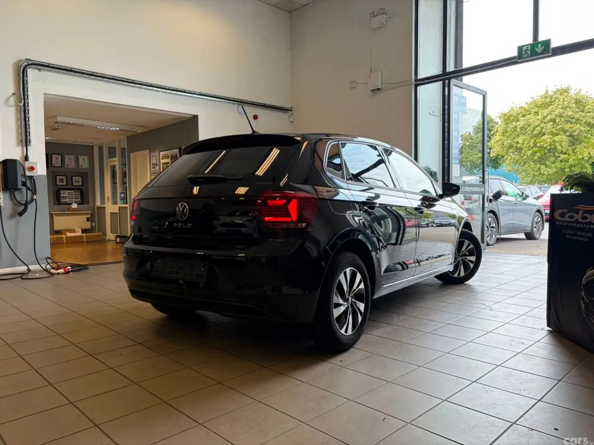 Volkswagen Polo Hatchback, Petrol, 2021, Black