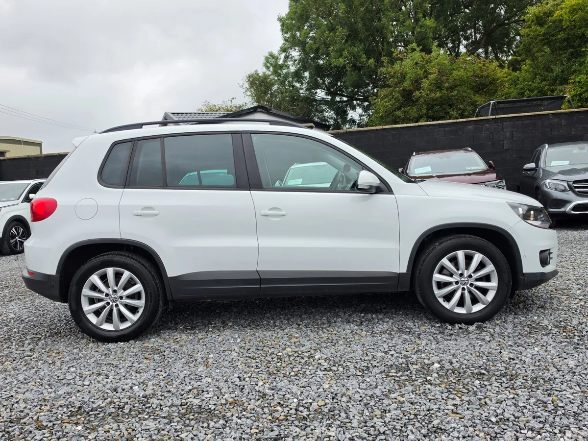 Volkswagen Tiguan SUV, Diesel, 2014, White
