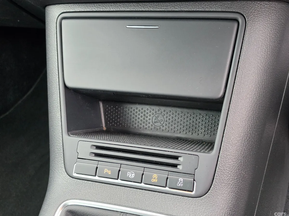 Volkswagen Tiguan SUV, Diesel, 2014, White