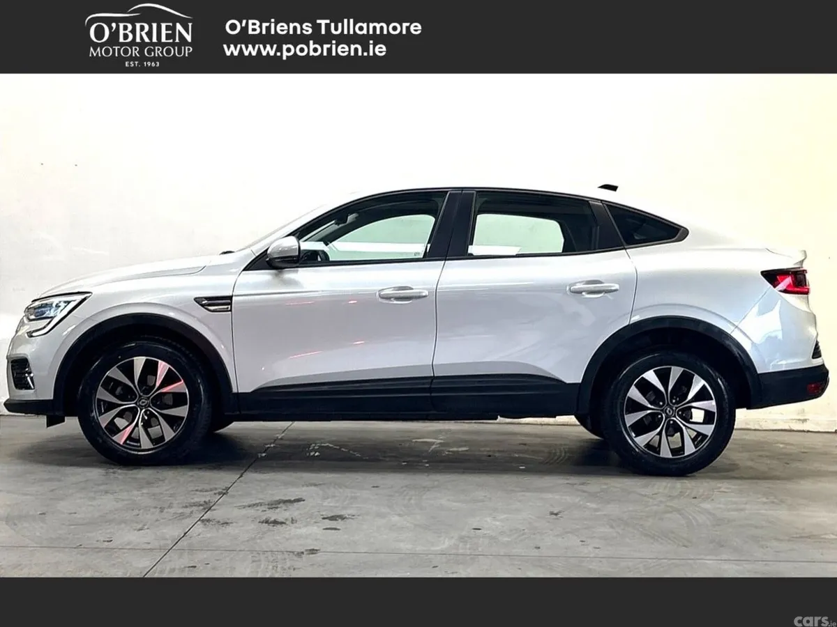 Renault Arkana Hatchback, Petrol, 2023, White