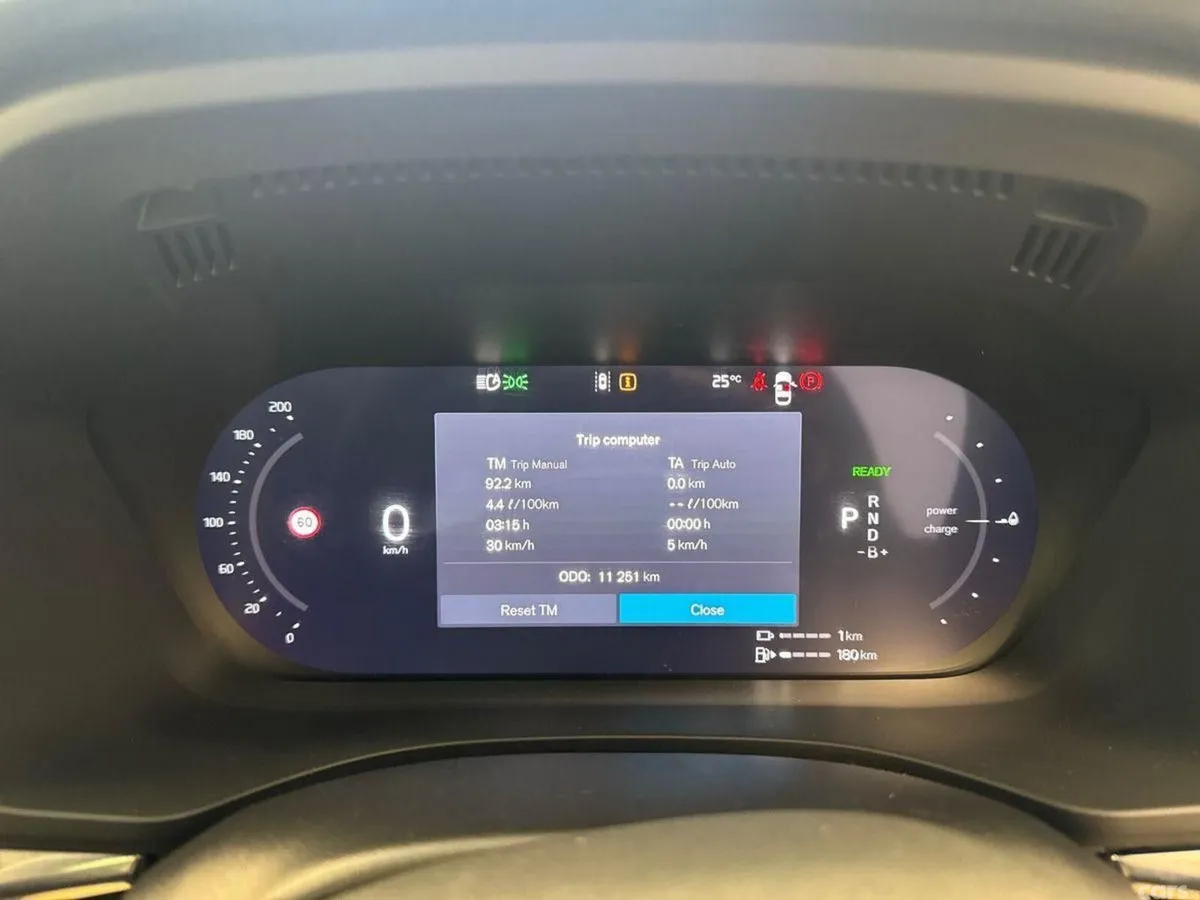 Volvo XC60 SUV, Petrol Plug-in Hybrid, 2026, Black