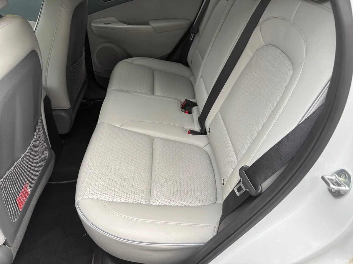 Hyundai KONA MPV, Electric, 2021, White