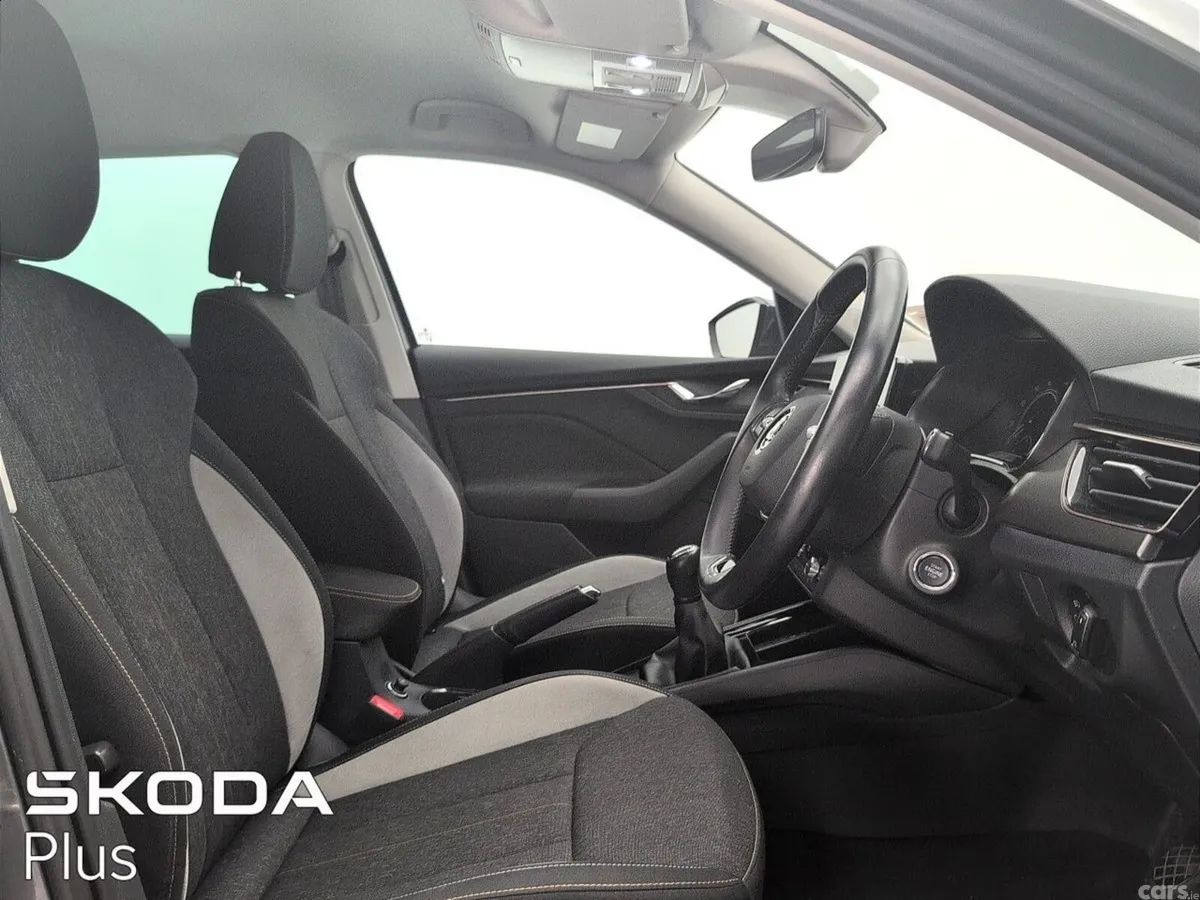 Skoda Kamiq SUV, Petrol, 2024, Grey