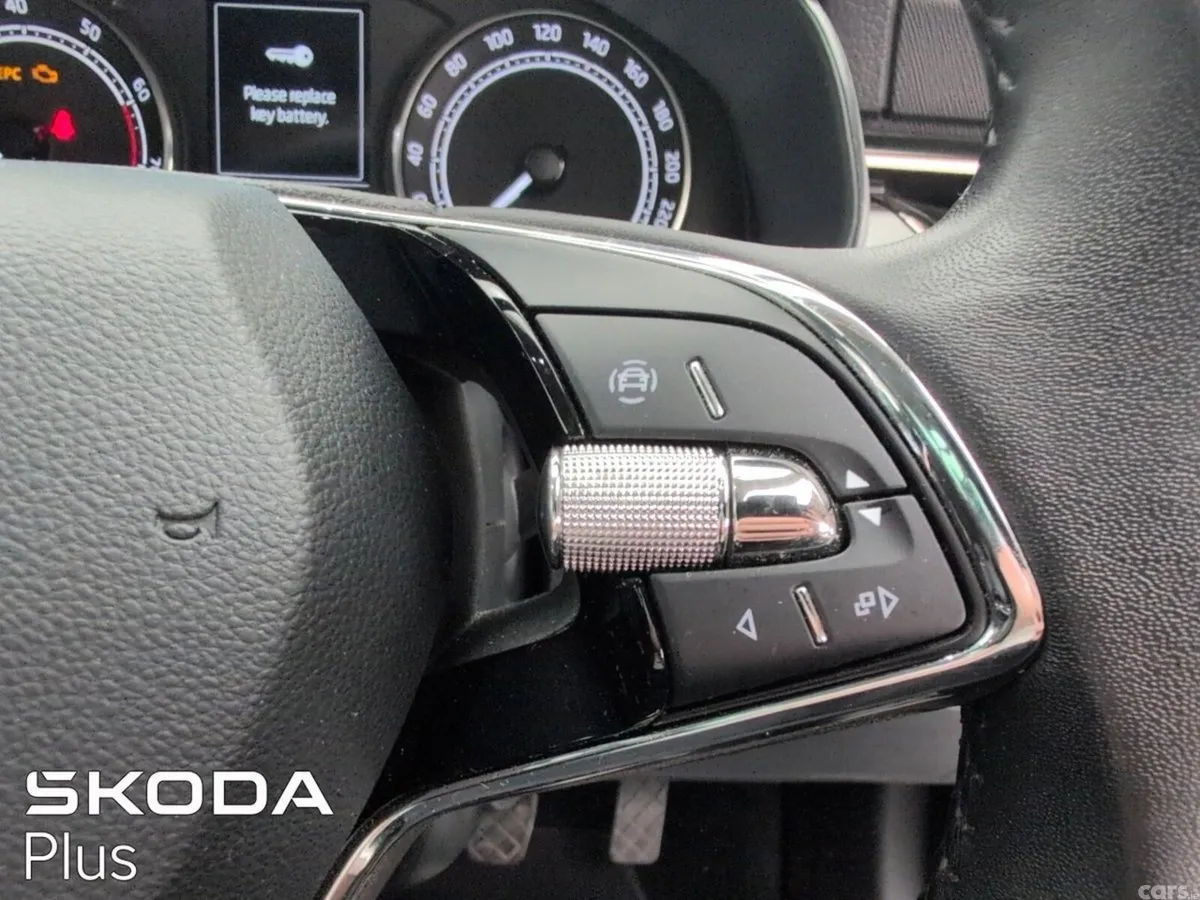 Skoda Kamiq SUV, Petrol, 2024, Grey