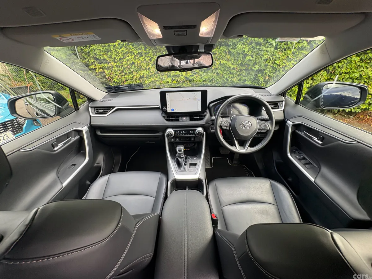 Toyota RAV4 SUV, Petrol Hybrid, 2024, Blue
