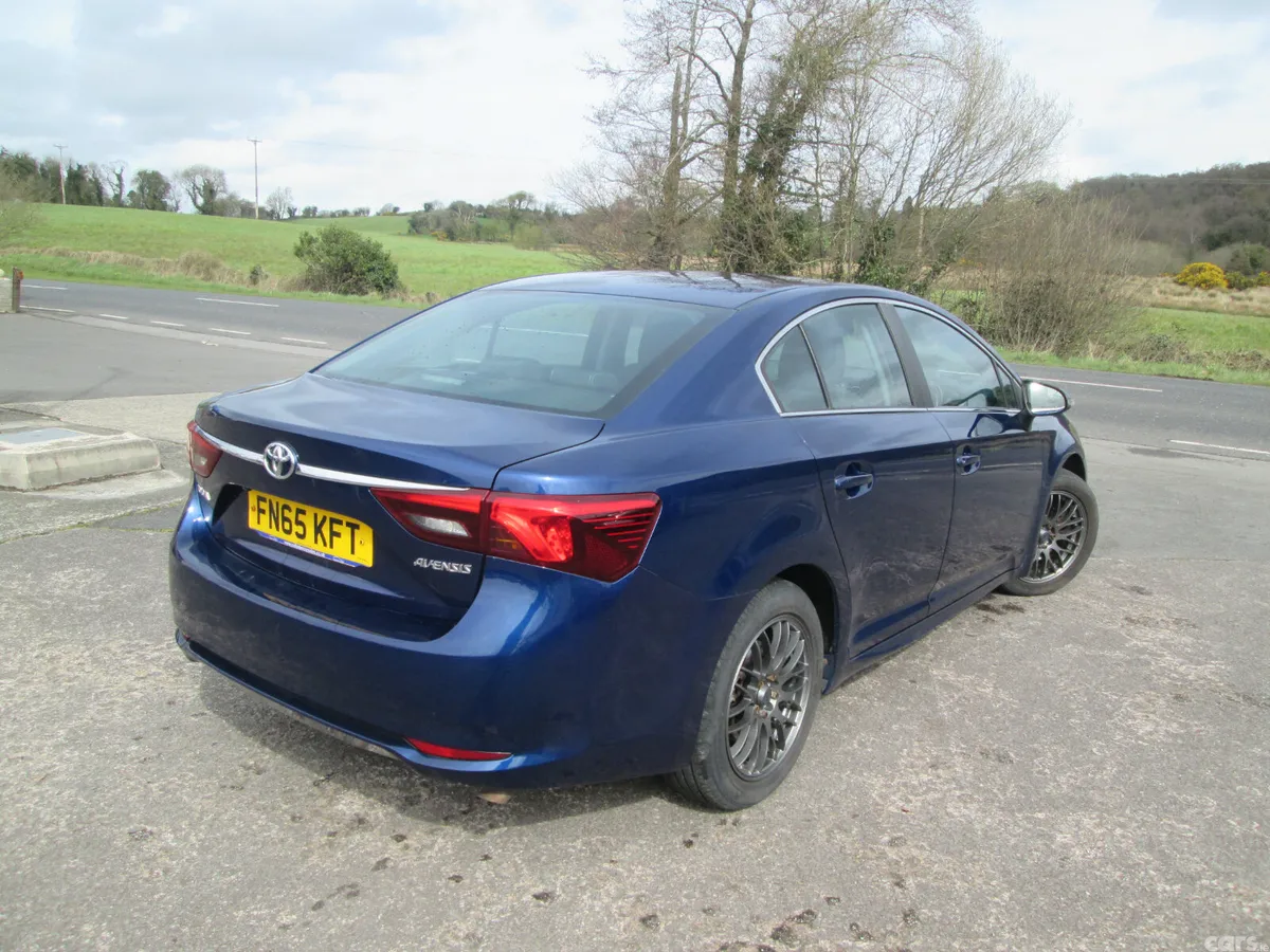 Toyota Avensis Saloon, Diesel, 2015, Blue