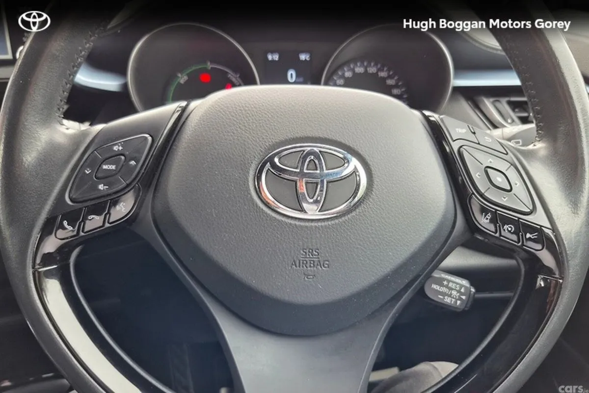 Toyota C-HR SUV, Petrol Hybrid, 2022, Grey