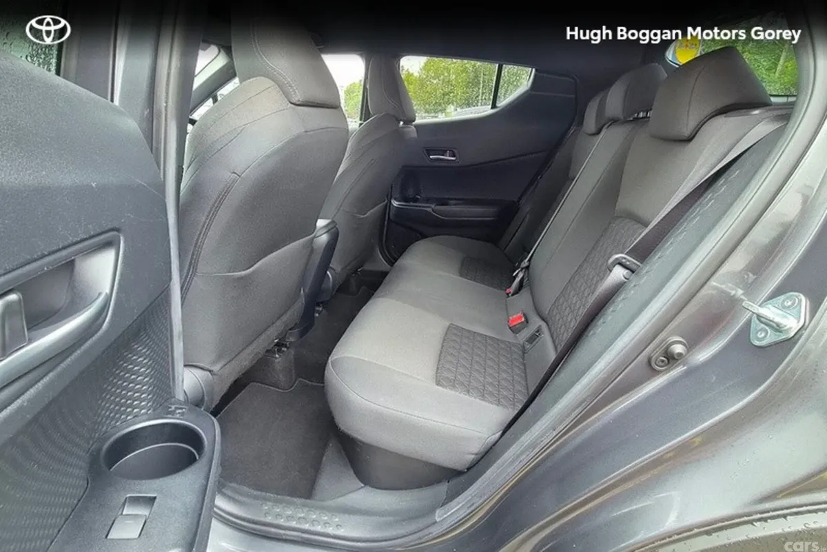 Toyota C-HR SUV, Petrol Hybrid, 2022, Grey
