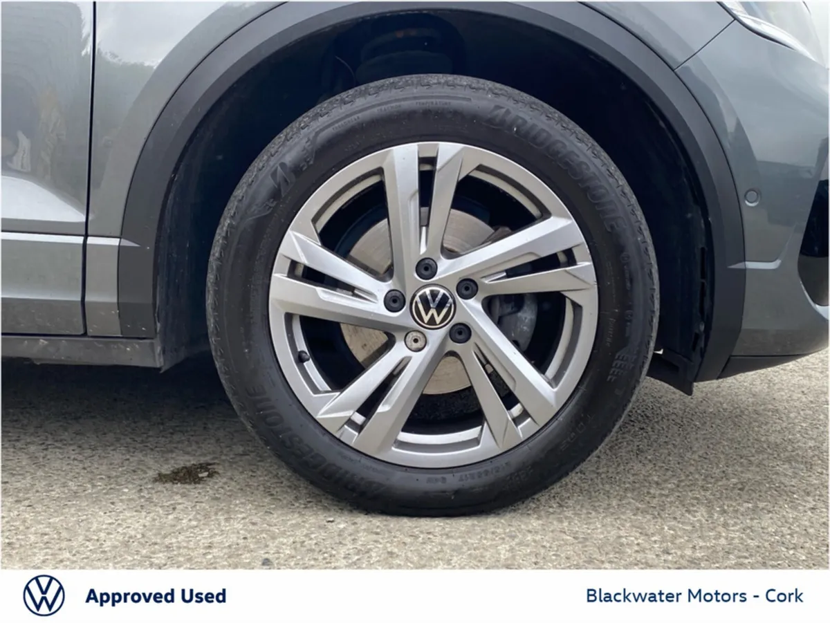 Volkswagen T-Roc SUV, Petrol, 2024, Grey