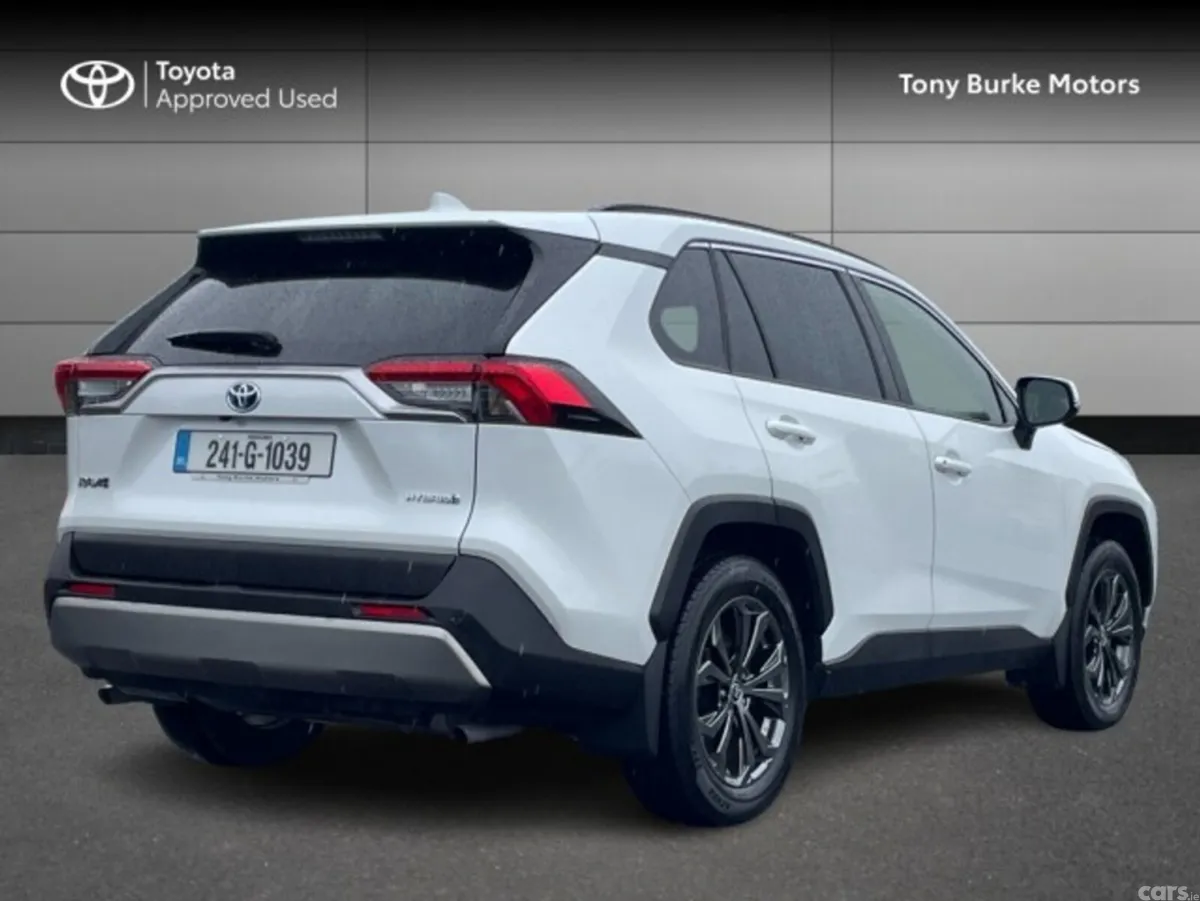 Toyota RAV4 SUV, Petrol Hybrid, 2024, White