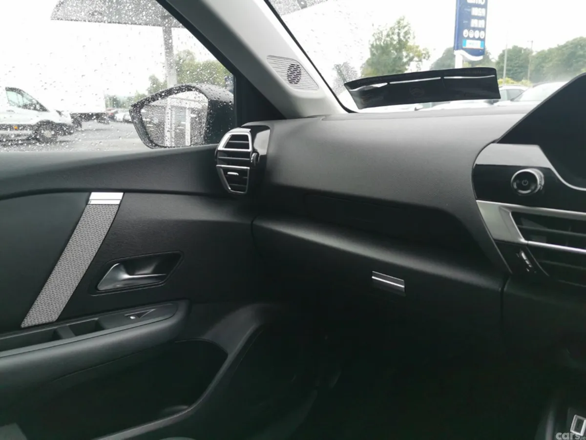 Citroen C4 Hatchback, Diesel, 2023, Grey