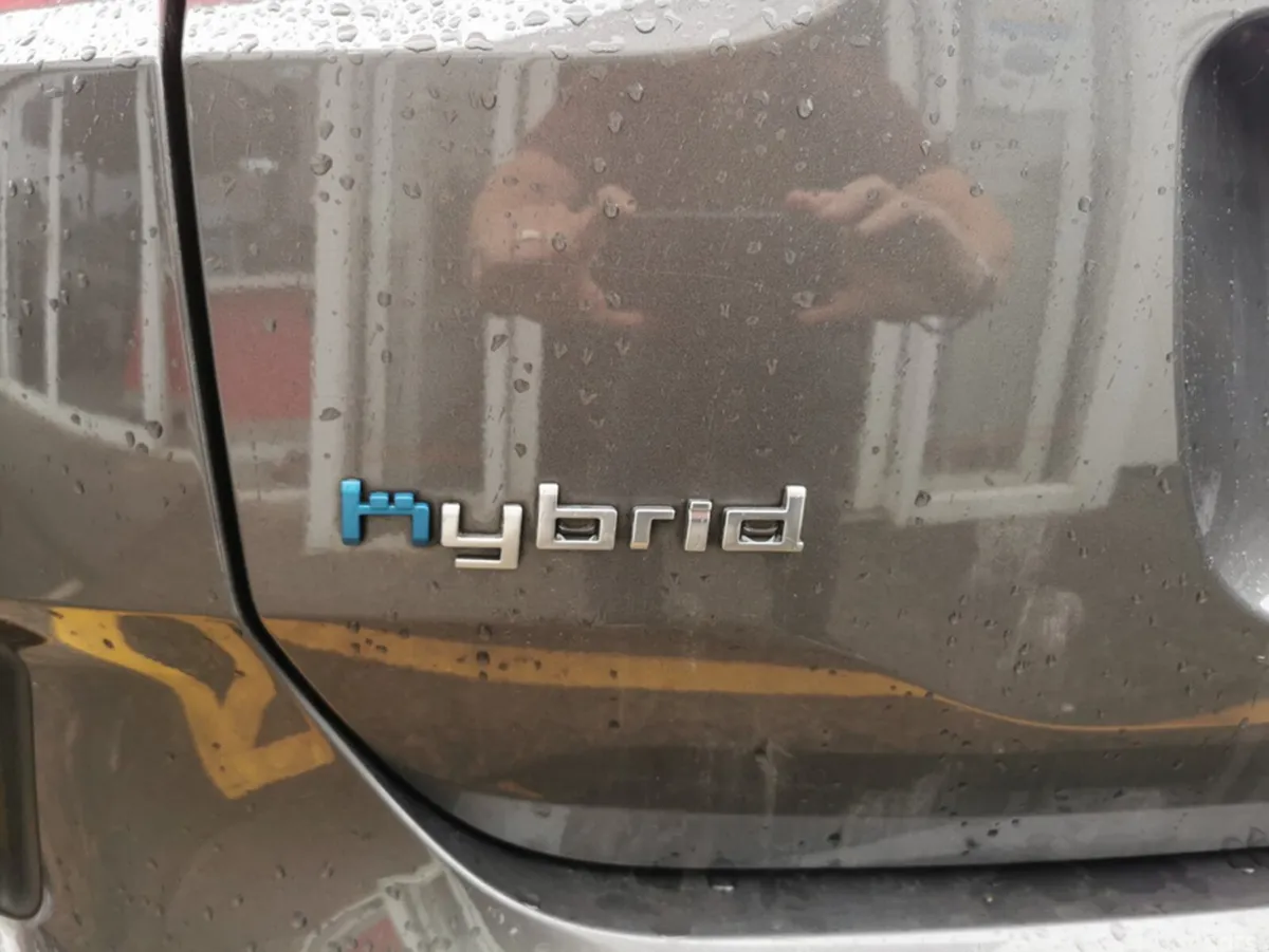 Citroen C5 Aircross MPV, Petrol Plug-in Hybrid, 2023, Grey