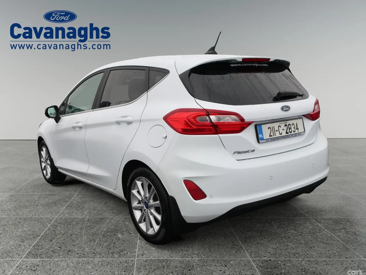 Ford Fiesta Hatchback, Petrol, 2021, White