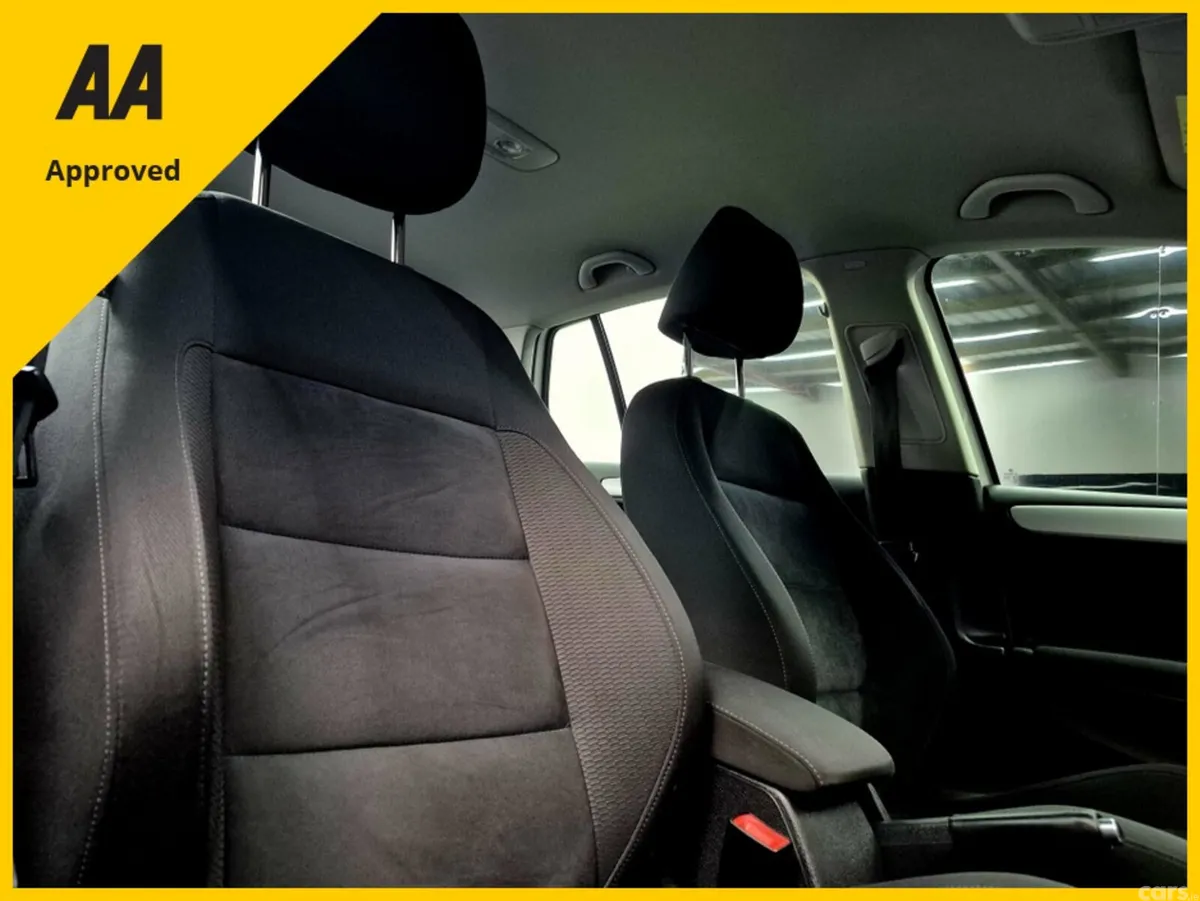 Volkswagen Golf Hatchback, Petrol, 2012, White