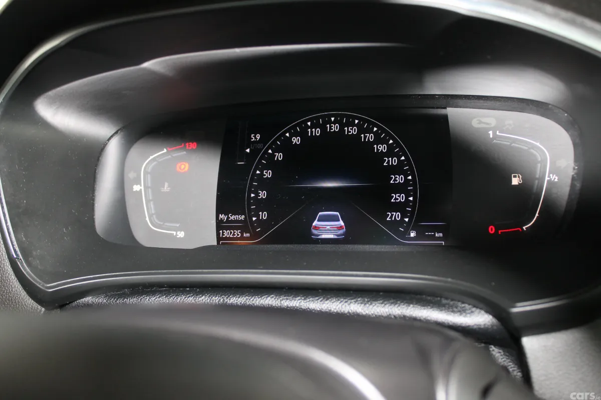 Renault Megane Saloon, Petrol, 2021, Silver