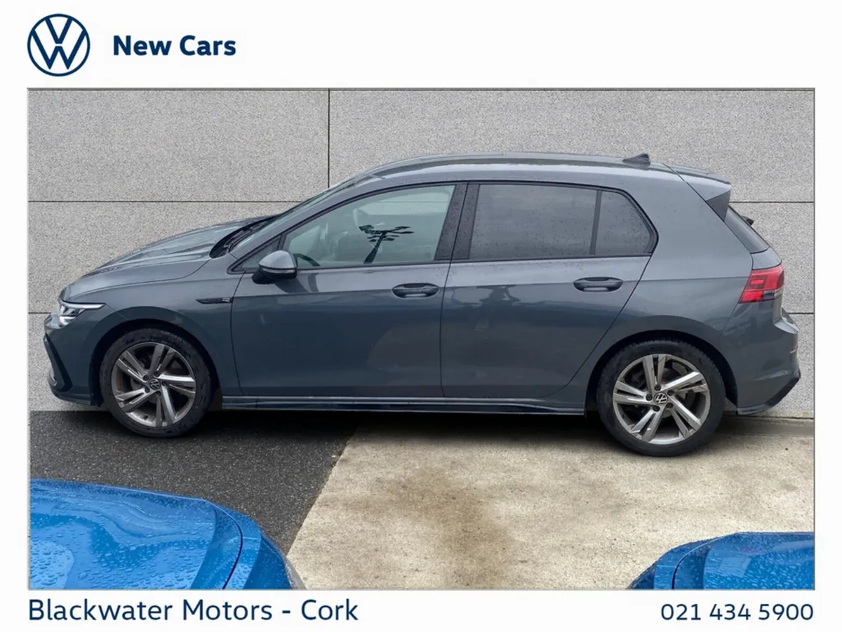 Volkswagen Golf SUV, Petrol, 2023, Grey