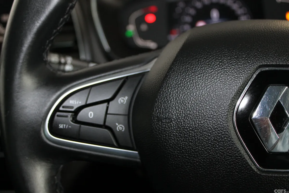 Renault Megane Saloon, Petrol, 2021, Silver