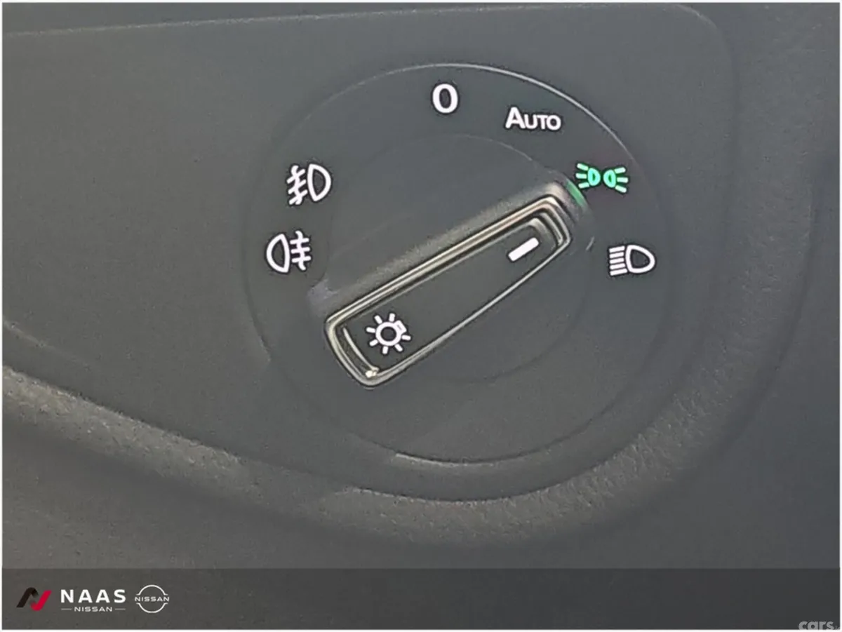 Volkswagen Touran SUV, Petrol, 2018, Blue