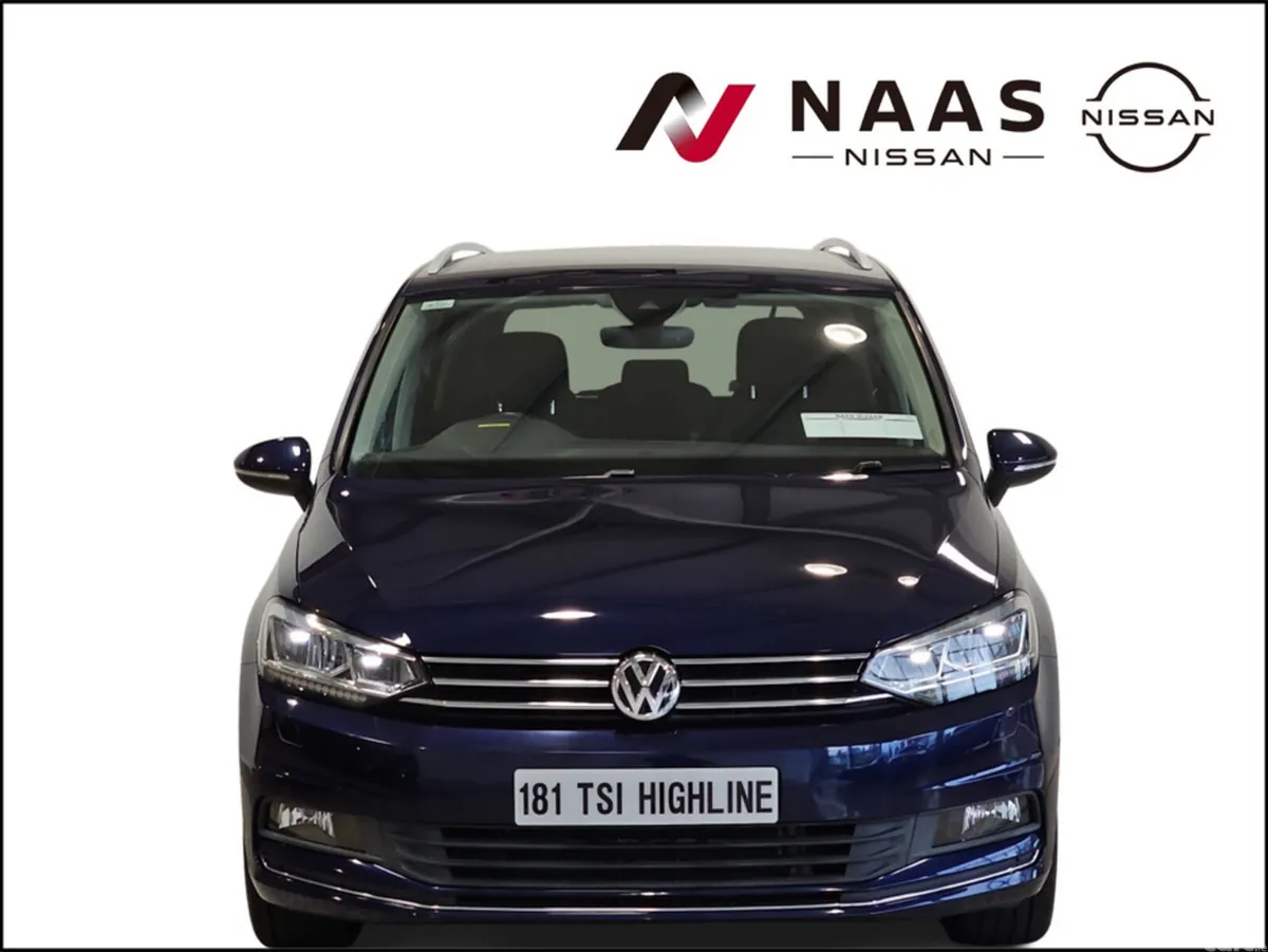 Volkswagen Touran SUV, Petrol, 2018, Blue