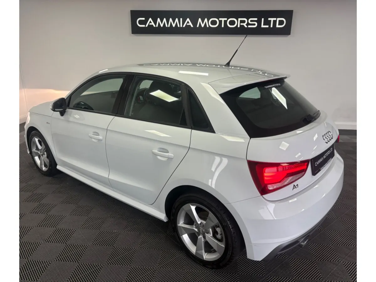 Audi A1 Hatchback, Petrol, 2015, White