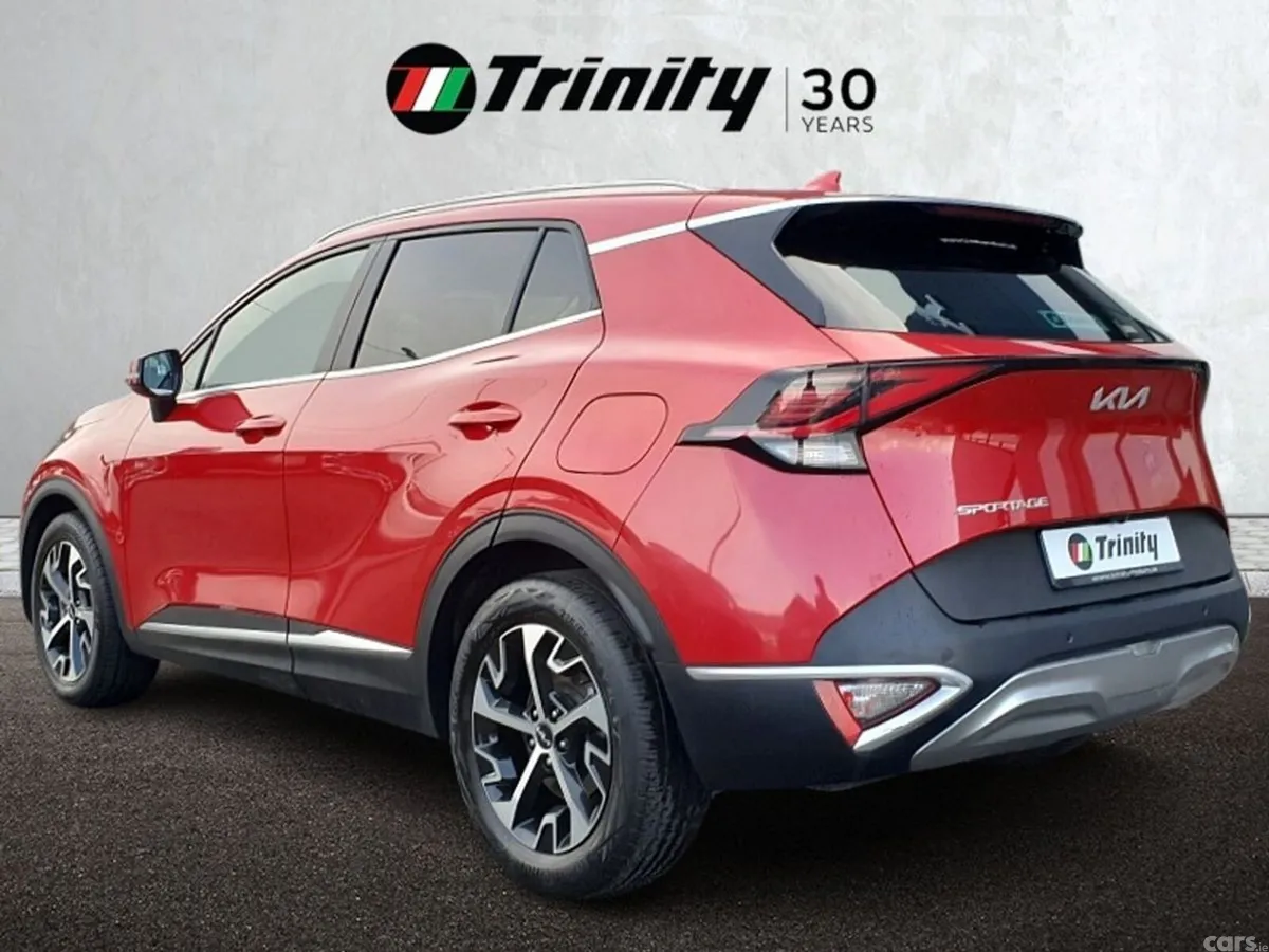 Kia Sportage SUV, Diesel Hybrid, 2024, Red