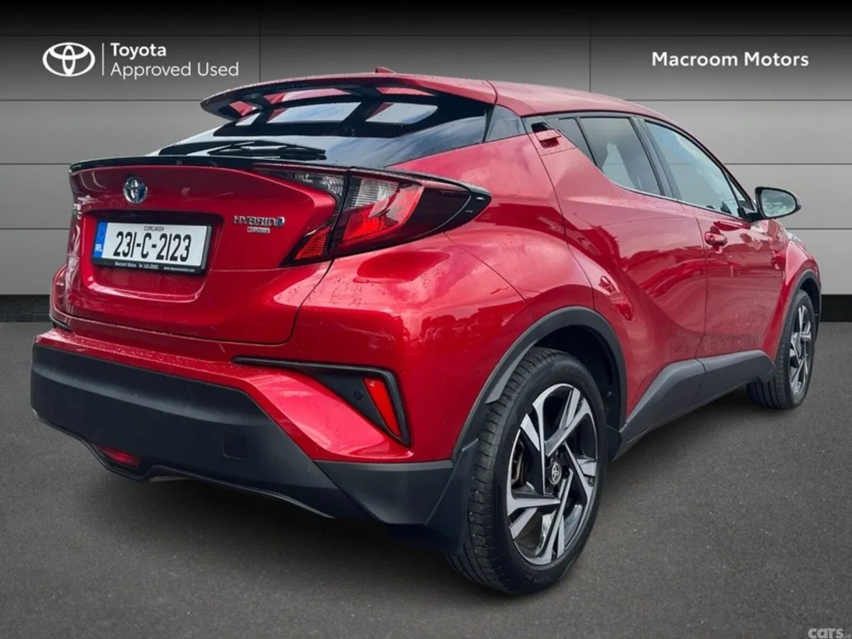 Toyota C-HR SUV, Petrol Hybrid, 2023, Red