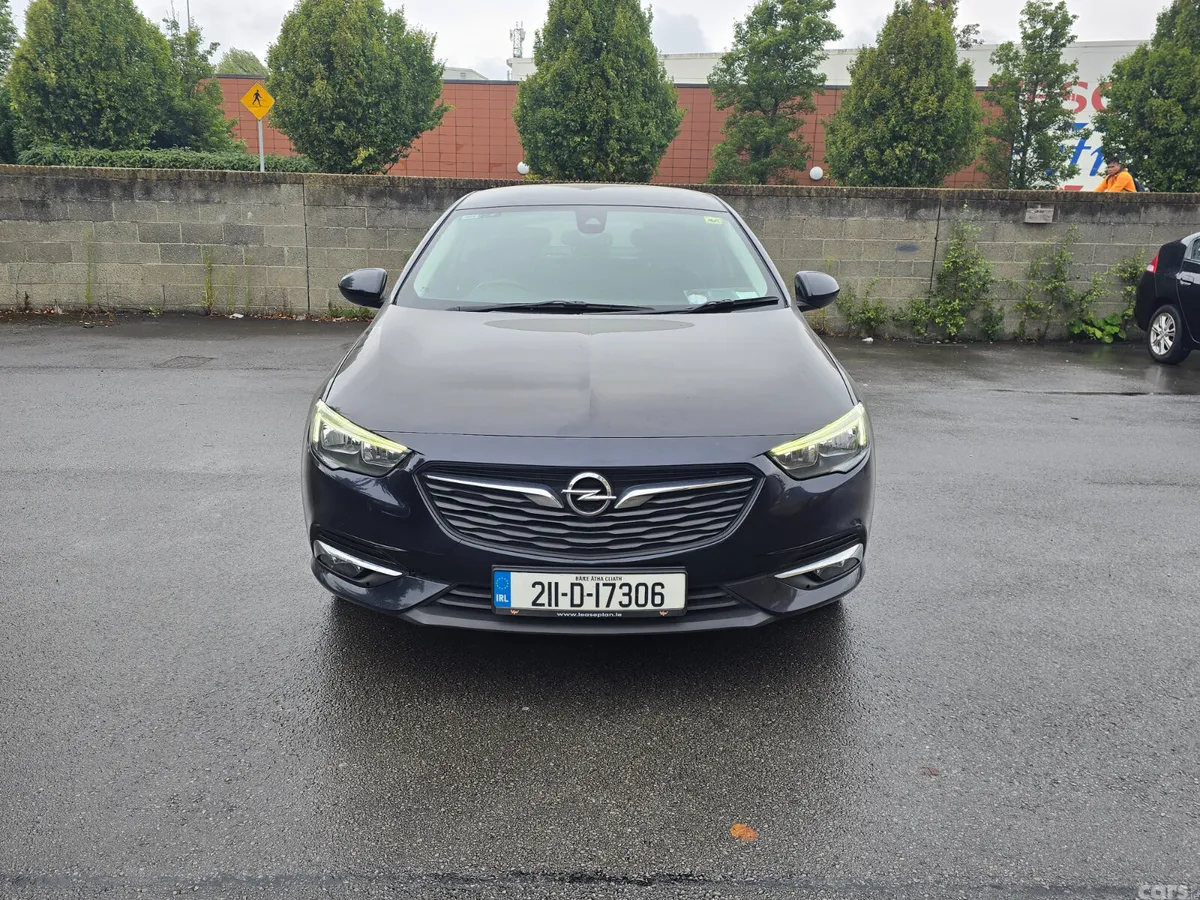 Opel Insignia Hatchback, Diesel, 2021, Blue