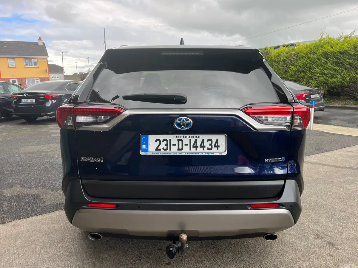 Toyota RAV4 SUV, Petrol Hybrid, 2023, Blue