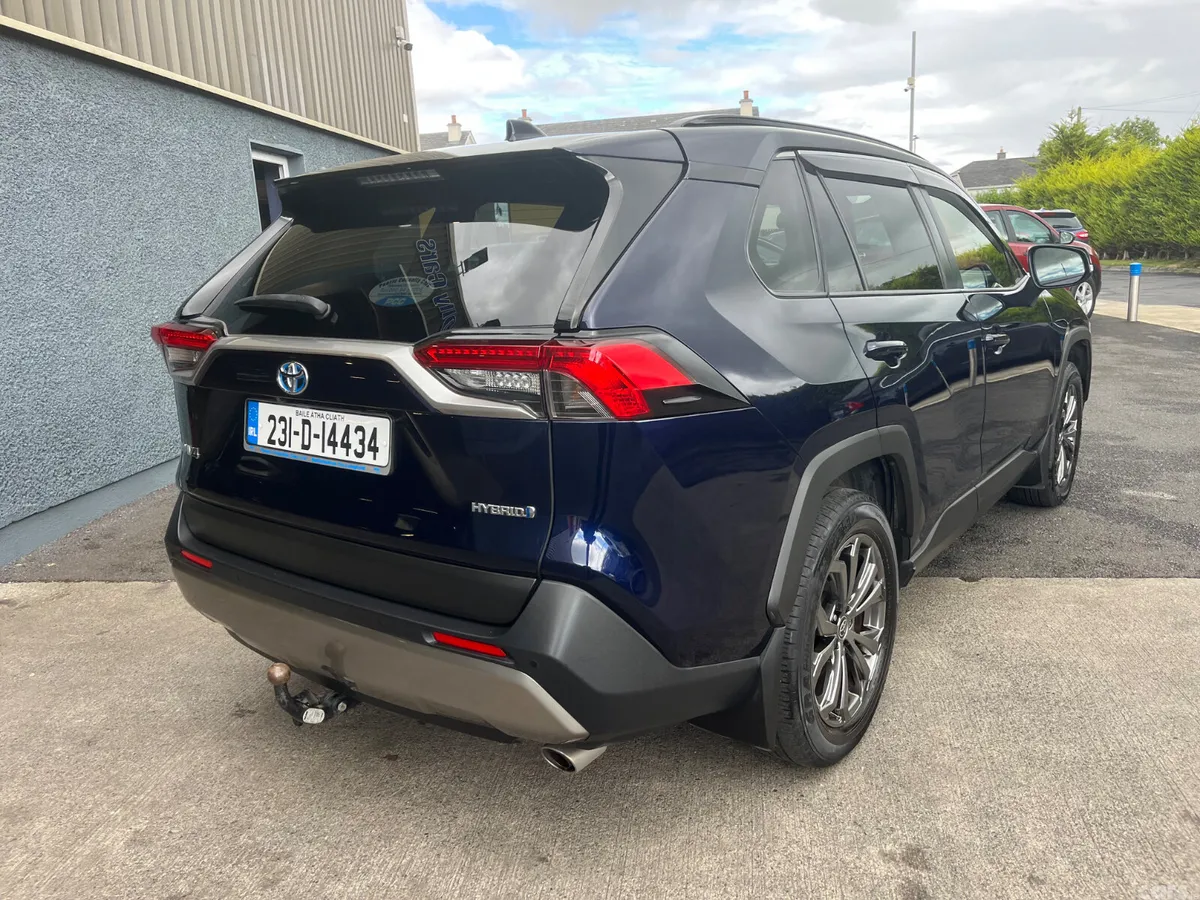 Toyota RAV4 SUV, Petrol Hybrid, 2023, Blue
