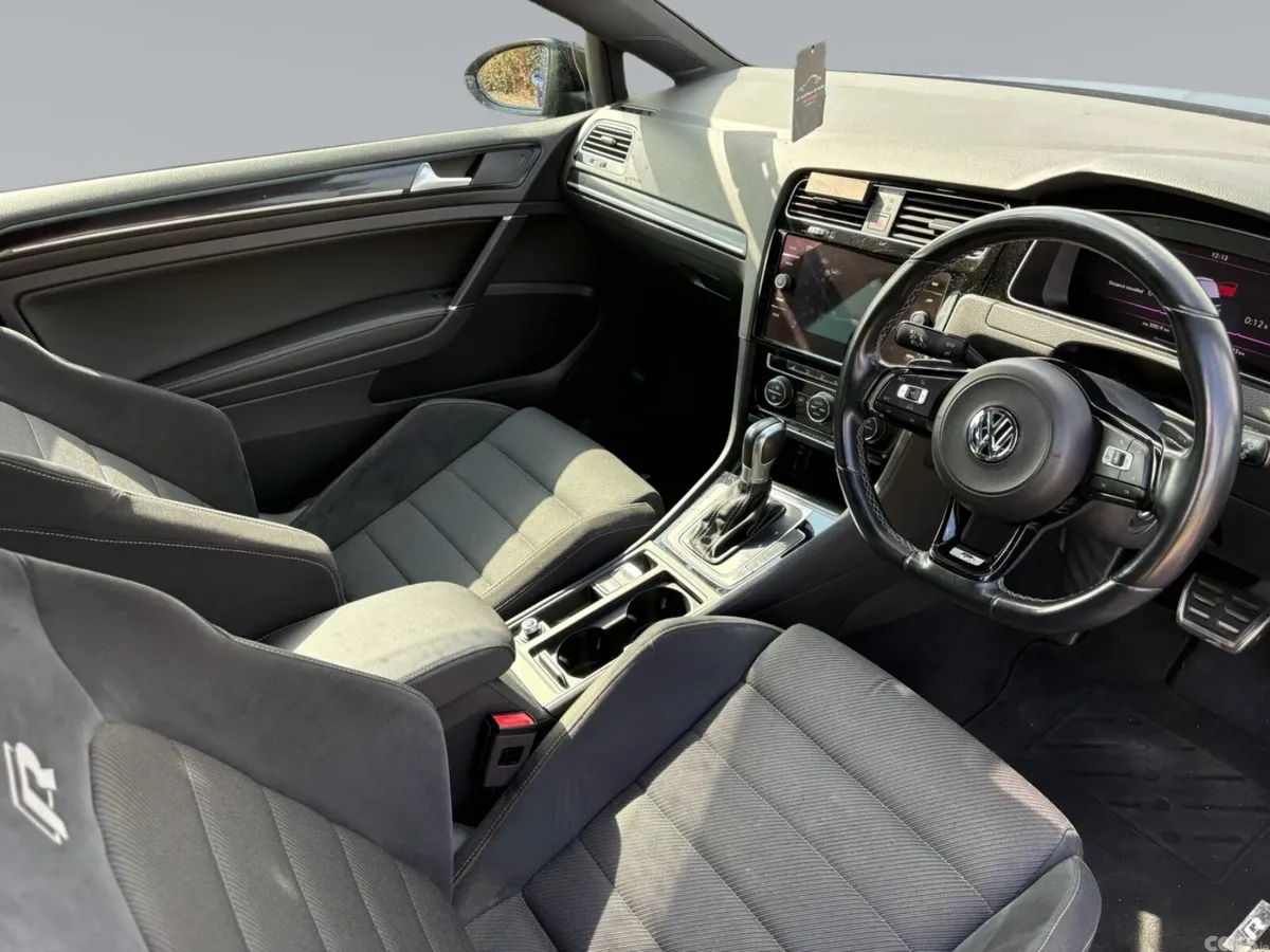 Volkswagen Golf Hatchback, Petrol, 2018, Blue
