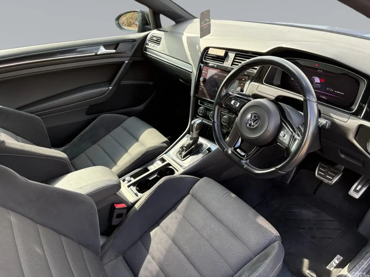 Volkswagen Golf Hatchback, Petrol, 2018, Blue