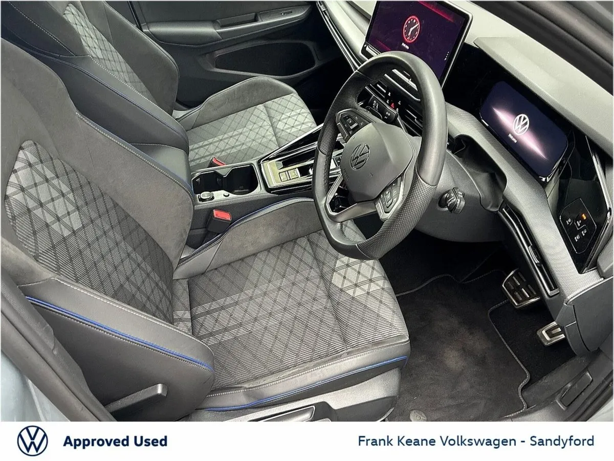 Volkswagen Golf Estate, Petrol, 2027, Silver